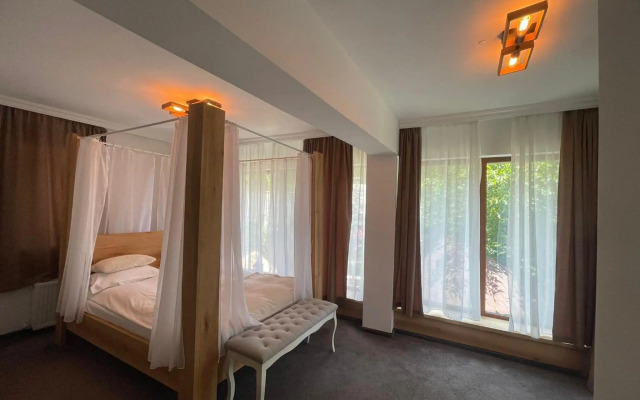 Pensiunea Anotimpuri by Casa Sandu