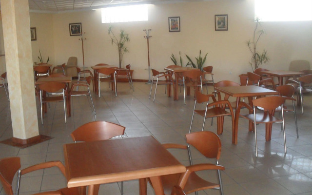 Vidalbir Apartahotel
