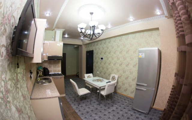 Bakuvi Tourist Apartment B008