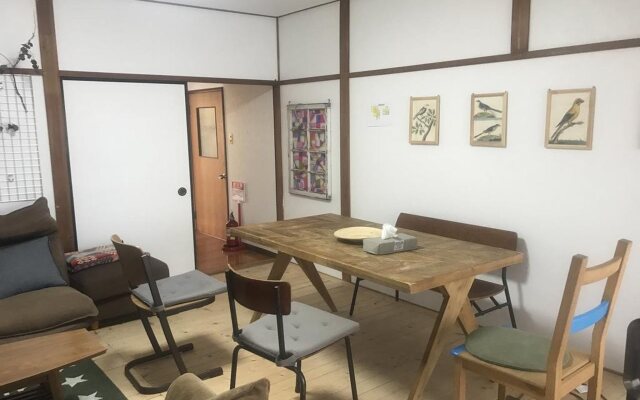 Cafe and Guest House Kaede
