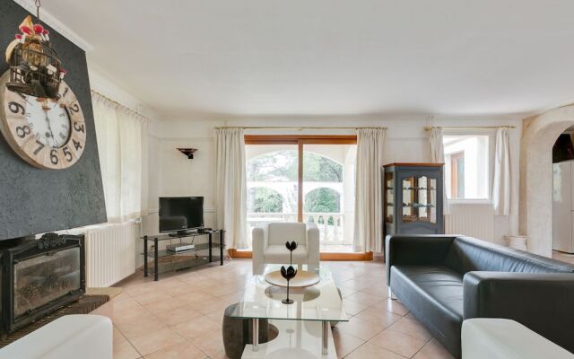 Lovely Villa in Soleil d'Oc with Swimming Pool