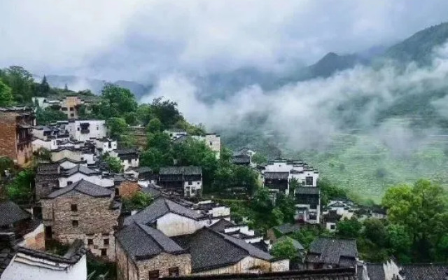 Wuyuan Xingfu Inn