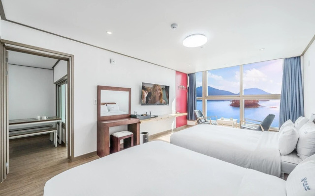 Tongyoung MartisBeach Pension