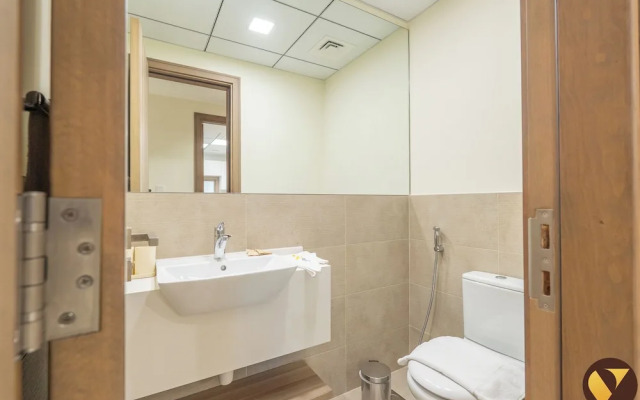 Elegant 2BR Canal View Near Dubai Mall