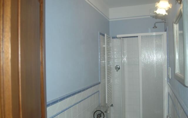 Quaint Apartment in Certaldo with Swimming Pool