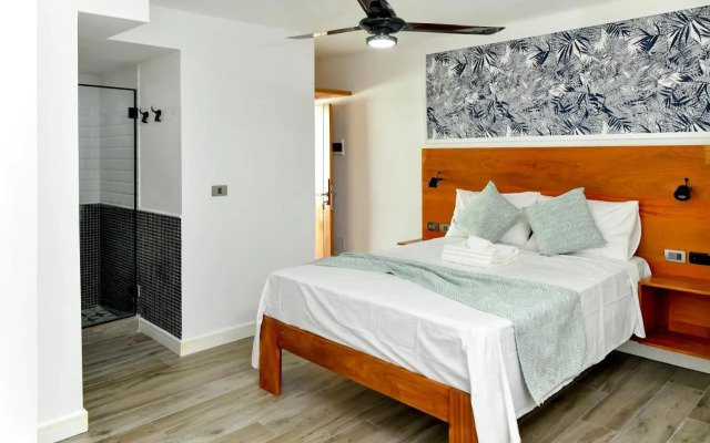 Yara Beach Apartahotel