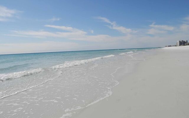 Emerald Towers by Southern Vacation Rentals