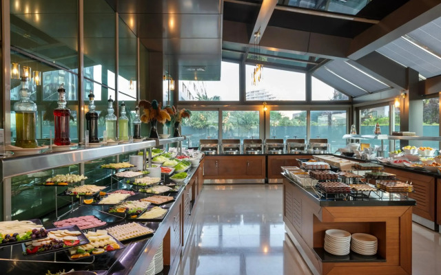 Miracle Istanbul Asia Airport Hotel & Spa