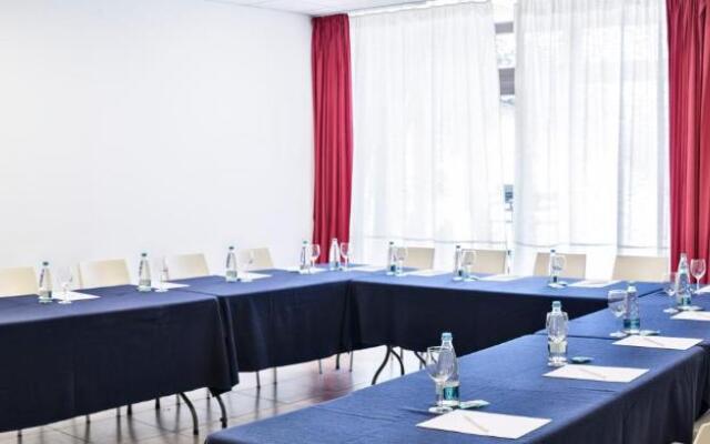 Отель Serravalle Golf