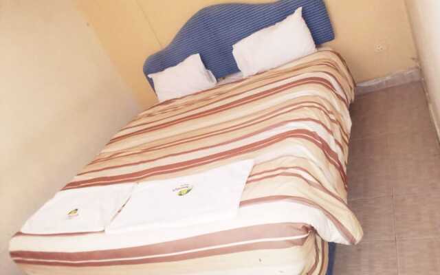 Spanish Lodge Hotel