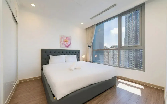 Luxury Royal Landmark 81 & Vinhomes