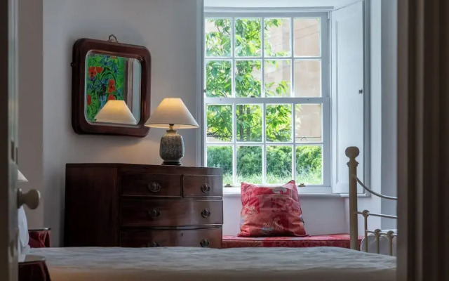 Somerset House - Charming Period 1BD