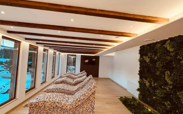 Enigma Hotel
