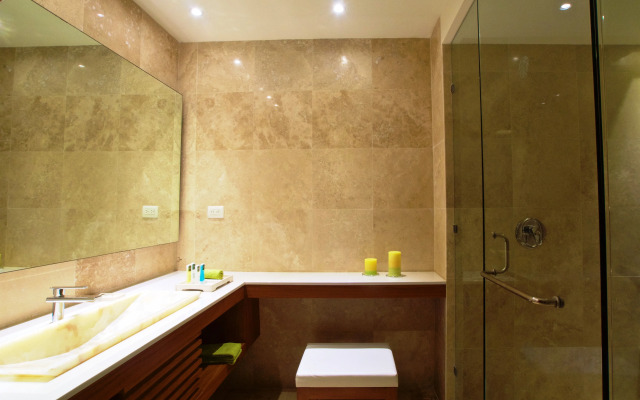 The Reef 28 Hotel & Spa - Luxury Adults Only - All Suites