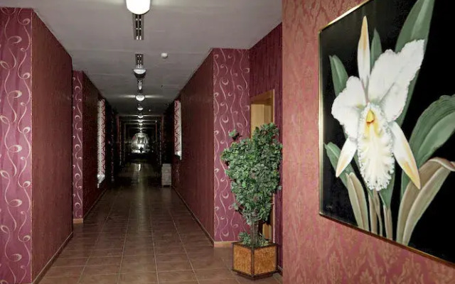 Mansour Suites Plaza