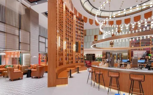 James Joyce Coffetel Hotel (Zhaoqing Qixingyan East Gate Square)