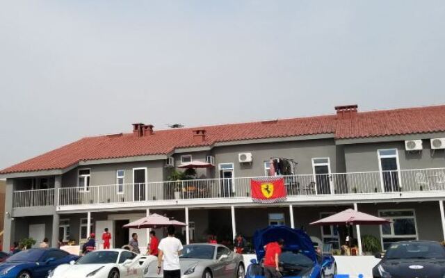 Shahu Fish Lake View Villa