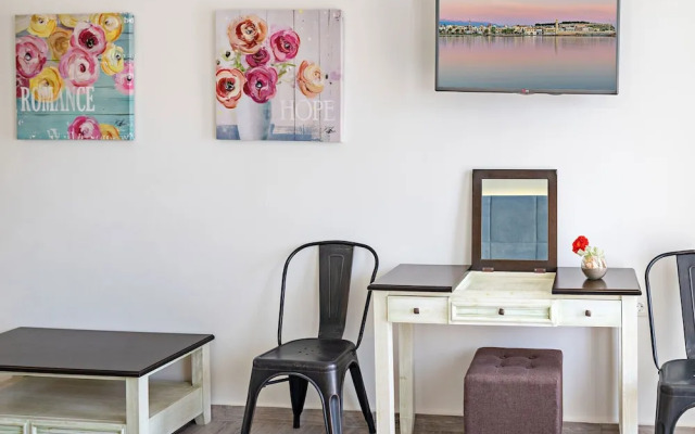 Princess Irini Sea Front ApartHotel