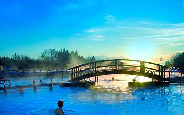 Ströbinger Hof - Therme Wellness Resort
