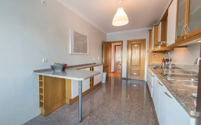 Family Wonder Two Bedroom Garage