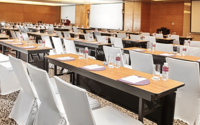 Quest Hotel & Conference Center