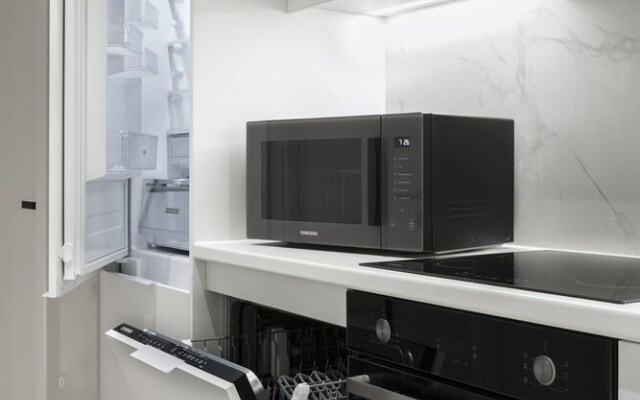 Ultra Chic Modern 4 Bedrooms Apartment in Athens