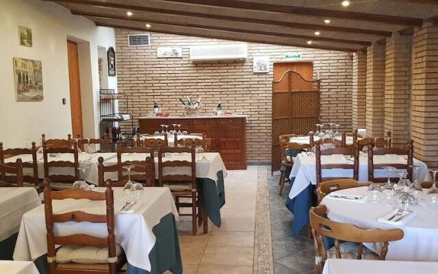 La Nova Tenalla - Adults Only