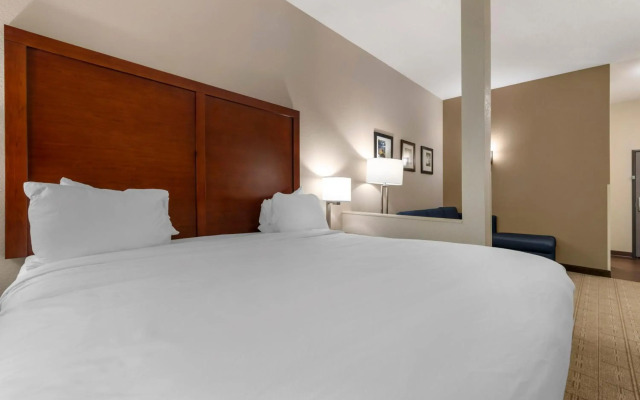 Comfort Inn & Suites