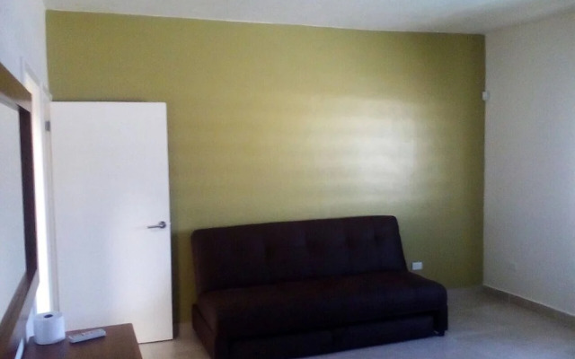 Big House Pool Grill, 4 Bedrooms 12 ppl AC Ocean View TV Wifi
