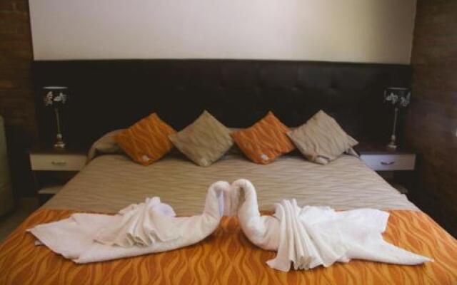 Al Rio Suites