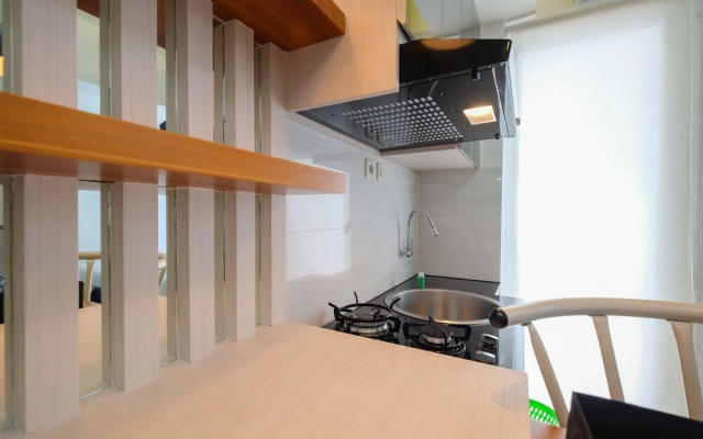 Compact Bassura City Apartment near Jatinegara