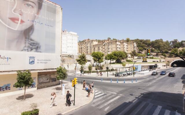 INMálaga Plaza De La Merced