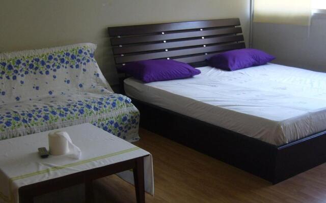 Room in Guest Room - Impact Don Mueang Bangkok Guest House