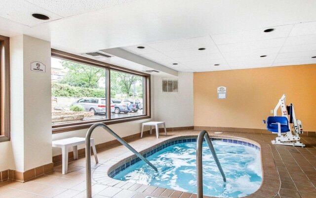 Rodeway Inn & Suites Madison East