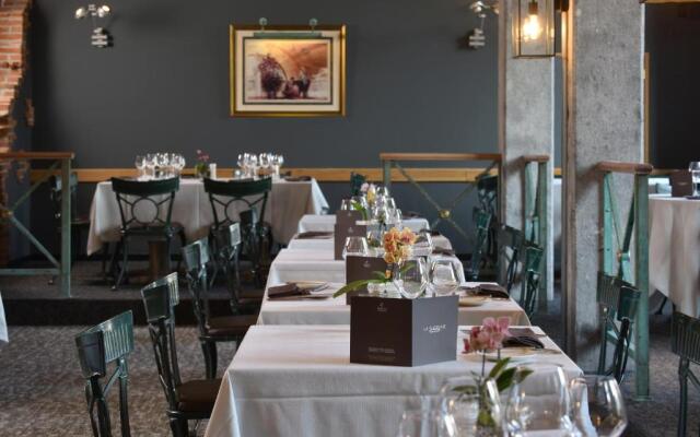 Van der Valk Waterloo