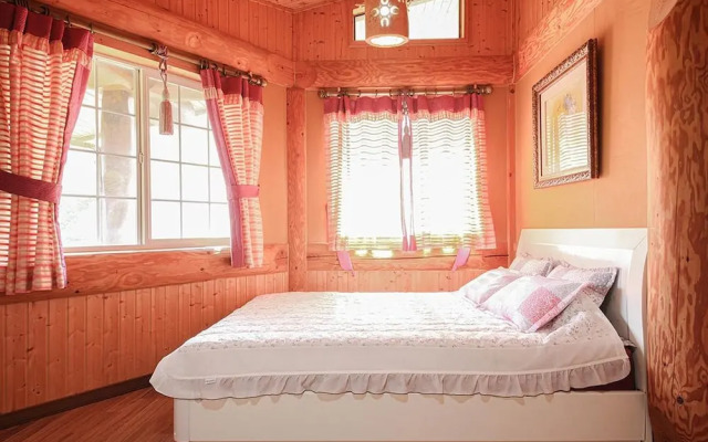 Samcheok Yeondam Pension