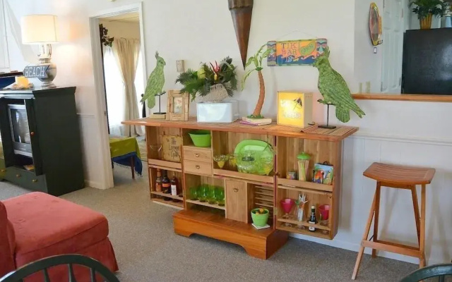 Kokomo Jo's 3 Bedroom Home