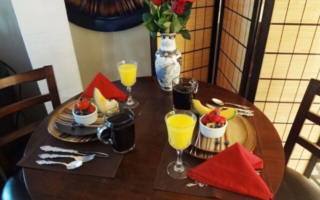 TradeWinds Lodging Bed and Breakfast