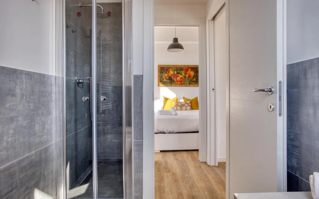 Bright flat near Lambretta Park