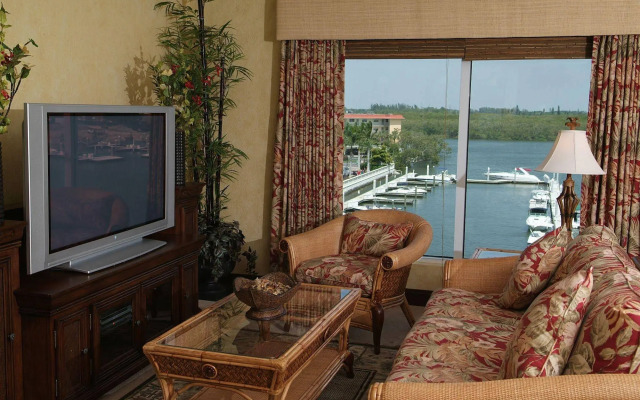 Bayfront Inn Fifth Avenue