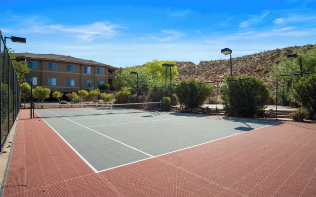 The View Resort Amenities & Epic Views!