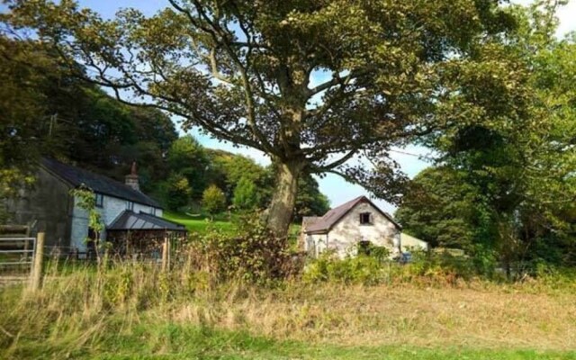 Boffins Barn at Pen Isa Cwm