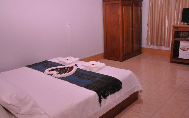 Angkor Honey Villa
