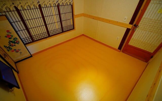 Norijam Hanok Traditional House One