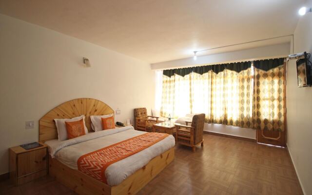 OYO 7625 Hotel Bhrigu