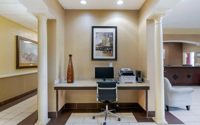 Quality Suites
