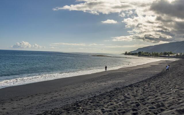 TAHITI - Bungalow Tearii Beach