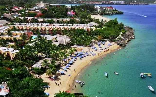 Casa Marina Beach