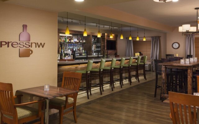 DoubleTree by Hilton Portland - Tigard