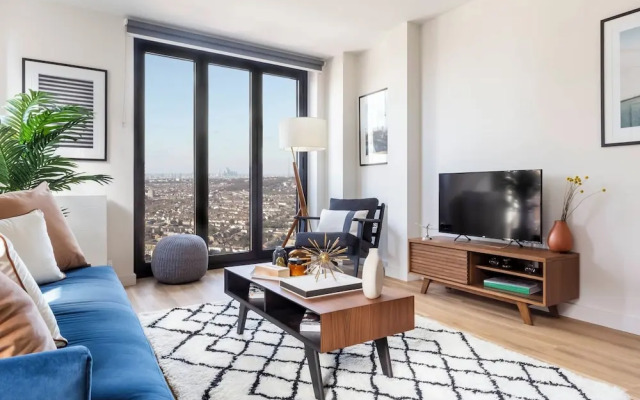 Croydon Central Apartments by Urban Rest